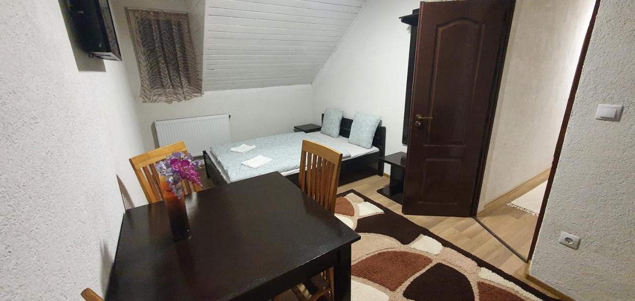 Apartman House Appartement Odorheiu Secuiesc Buitenkant foto